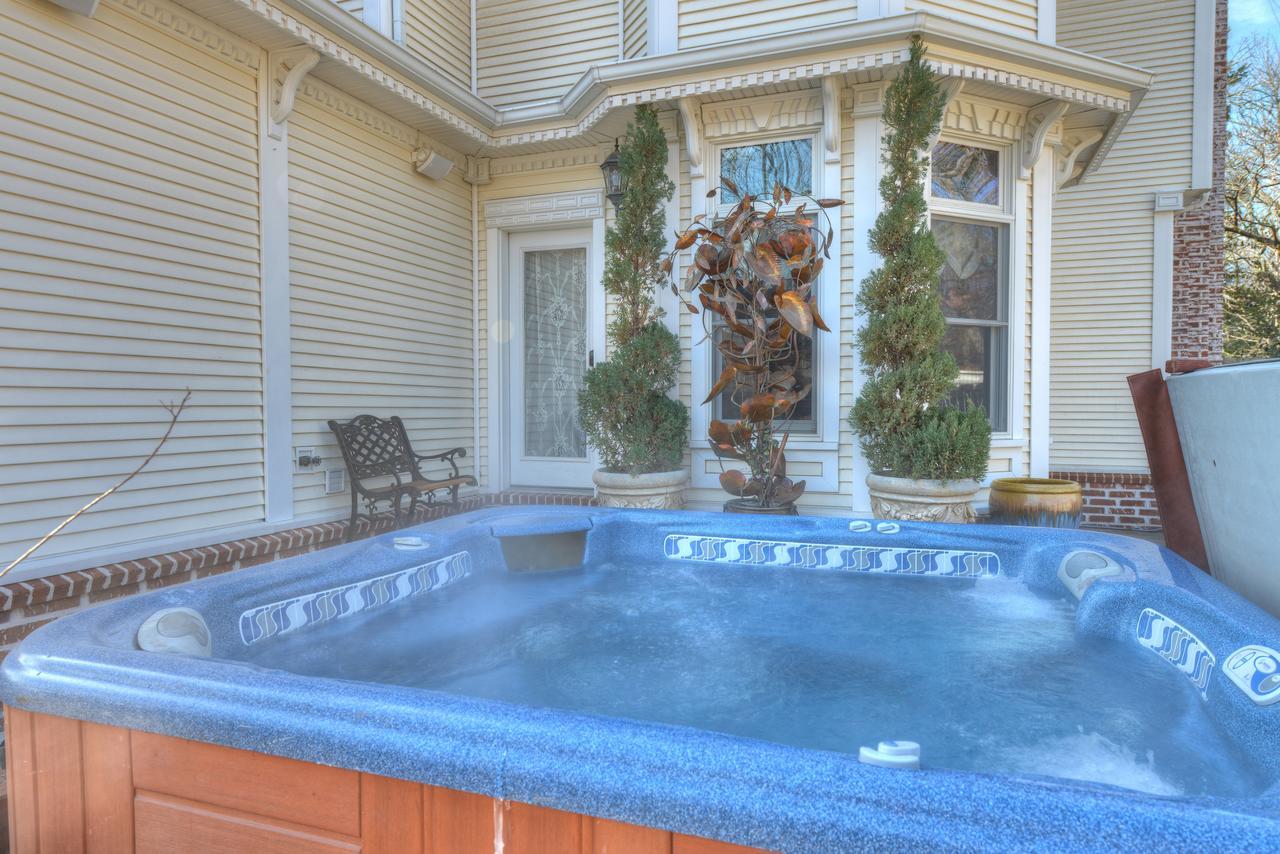 The Victoria Bed & Breakfast Bentonville Exteriér fotografie