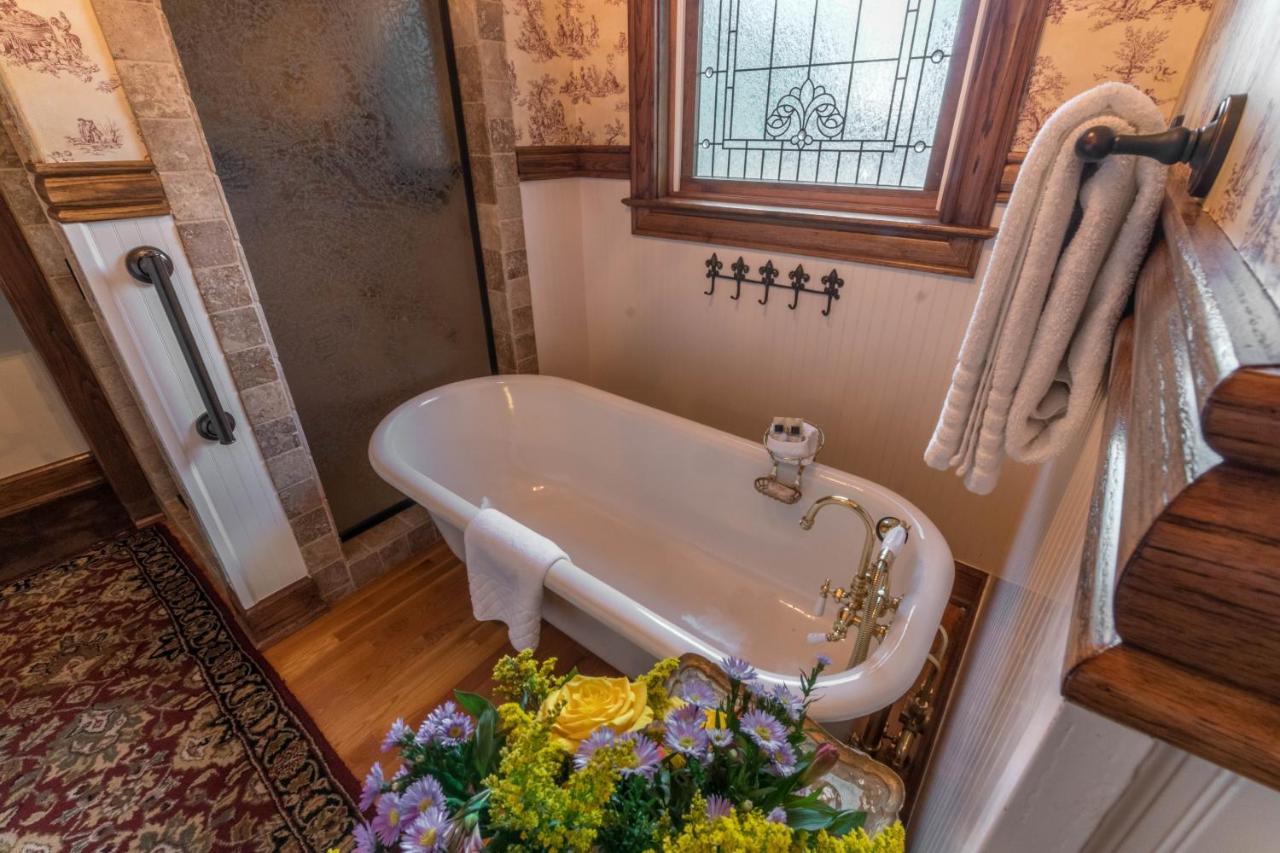 The Victoria Bed & Breakfast Bentonville Exteriér fotografie