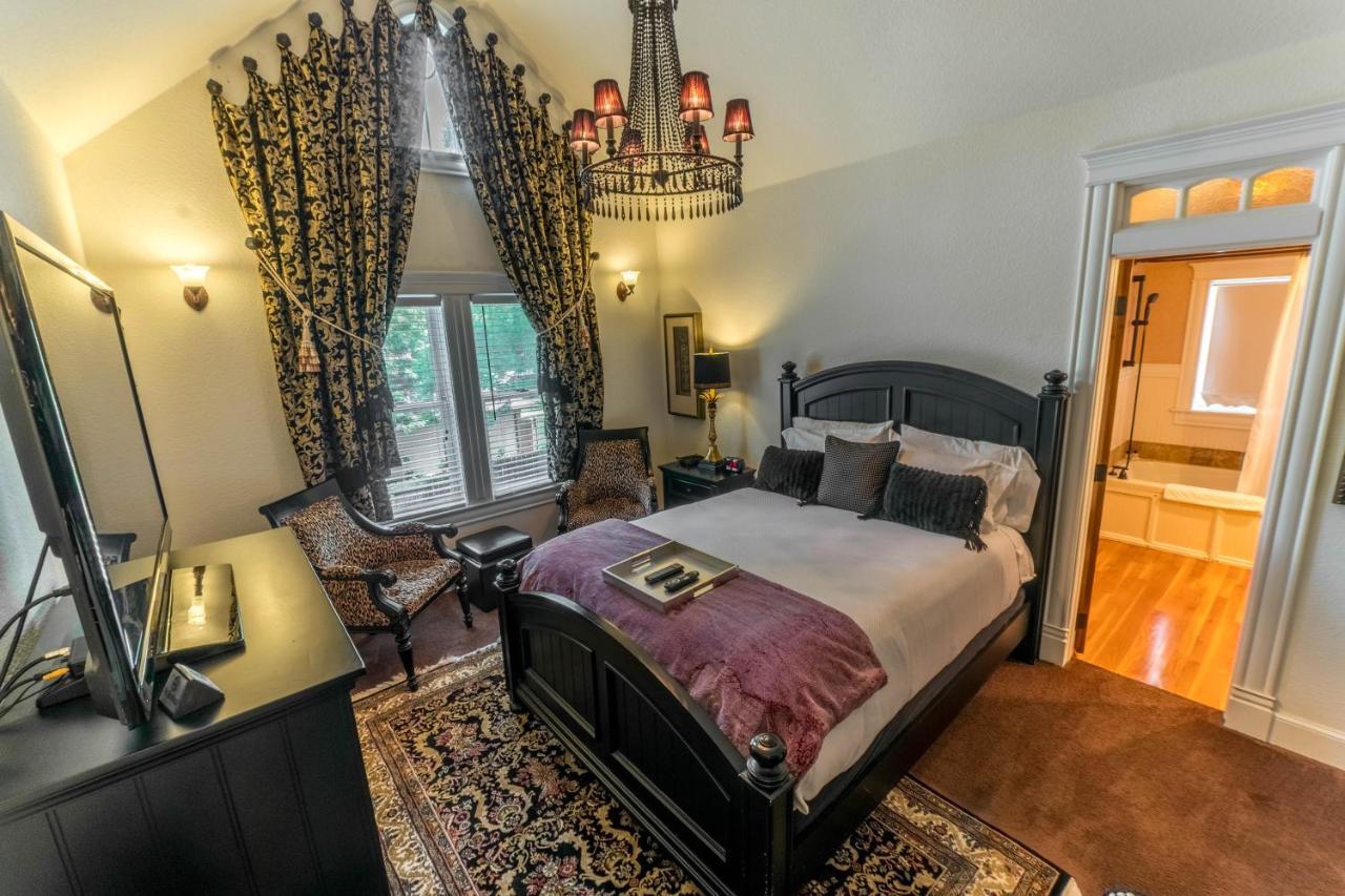 The Victoria Bed & Breakfast Bentonville Exteriér fotografie